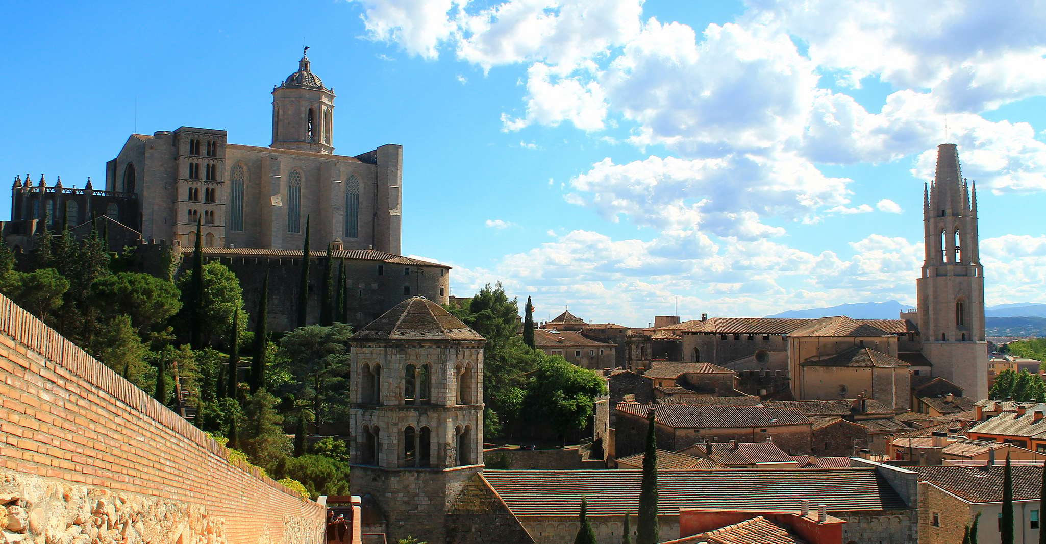 Girona, Small Group Walking Tour - Housity