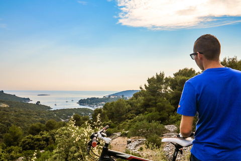 Wyspa Šolta: Wycieczka rowerowa z przewodnikiem