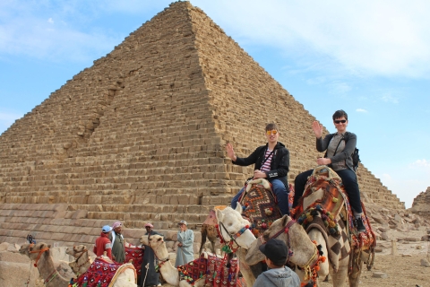 Het Grand Egyptian Museum en de Giza-piramides met overstapMuseum & Giza piramides met transfers, privégids en lunch