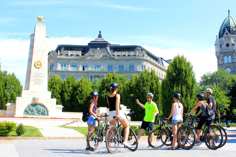 Visite de Budapest en vélo électrique avec arrêt caféVisite de 2,5 heures avec le quartier du château de Buda