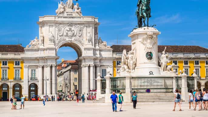 Lisboa: Excursión privada de día completo