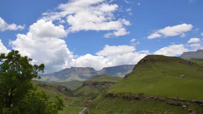 drakensberg giants castle cave art mandela capture site