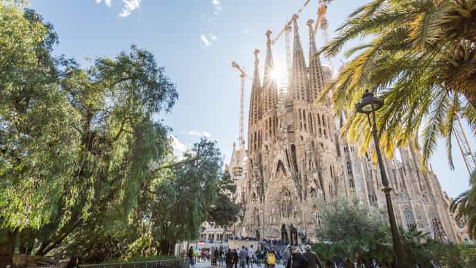 sagrada família and park güell guided tour