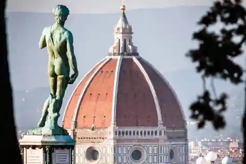 Florence Duomo Tour with Skip-the-Line Ticket to the Dome