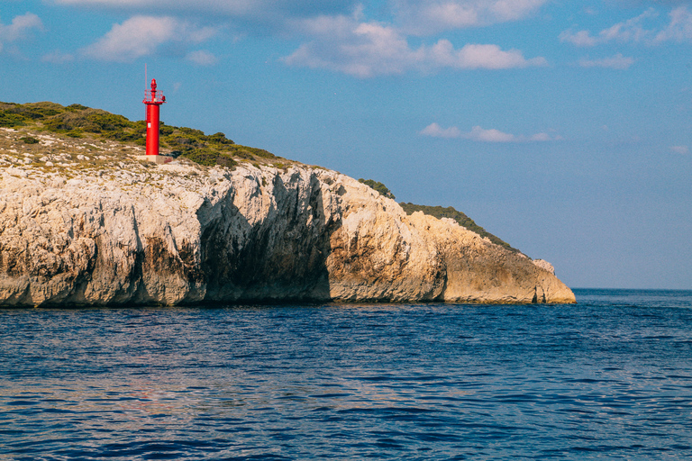 Ab Omis: Blaue Höhle &amp; 5 Inseln Speedboat TourAb Omiš: Blaue Grotte und 5 Inseln - Tour mit dem Speed-Boot