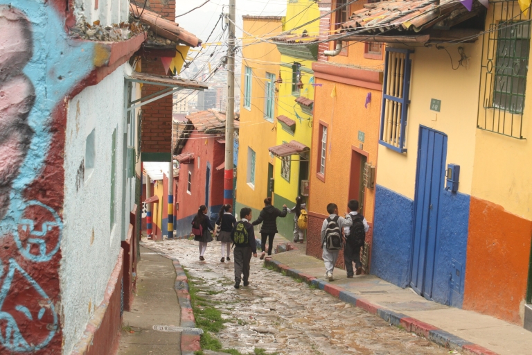 Bogota: Breaking Borders TourBogota: Breaking Borders Tour z prywatnym transportem