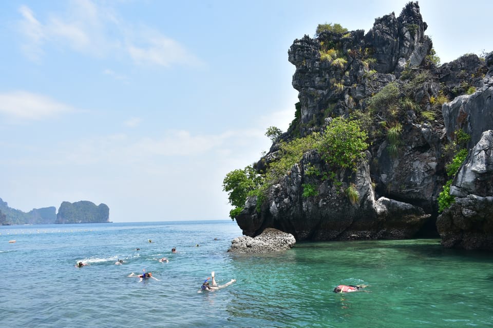 Krabi: Phi Phi Early Bird & 4 Island by Speedboat with Lunch | GetYourGuide