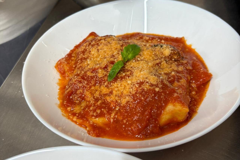 Naples: Hands-On Italian Cooking Class of Pasta