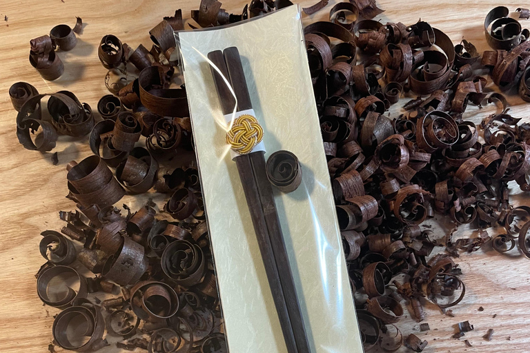 Sapporo: laboratorio di sushi e bacchette