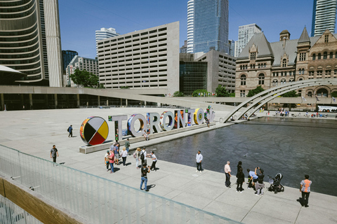 Toronto ICONIC Sightseeing Day Tour with Small Group Max 12 Tour Only