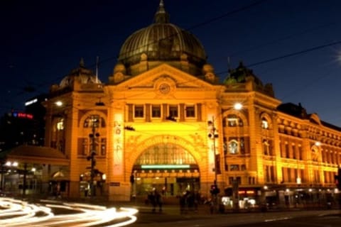 Melbourne: Hidden Alleyways, Ghosts and Best Instagram Spots