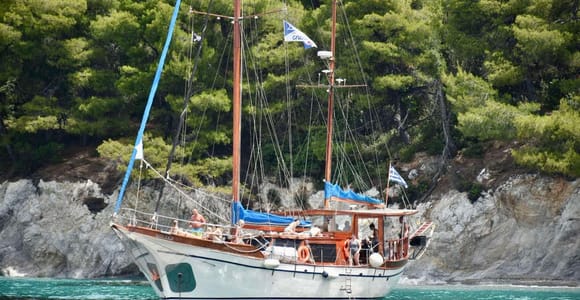 Skiathos: Sporades Islands Sailing Cruise with Lunch