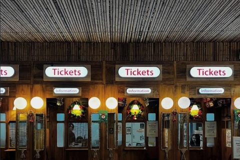Pattaya: House of Benedict Entry Ticket Entry Ticket for Foreigners with Work permit / Pink ID