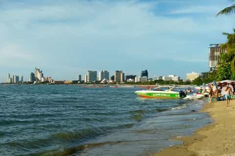 Bangkok: Full-Day Private Car with Professional Driver