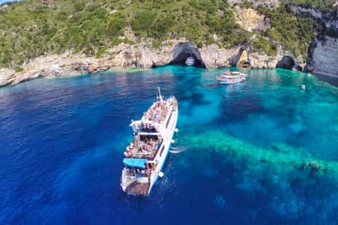 Antipasso, Passo e grotte blu: crociera da Corfù