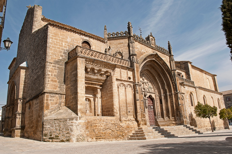 Tour privado de Úbeda y BaezaFrancés