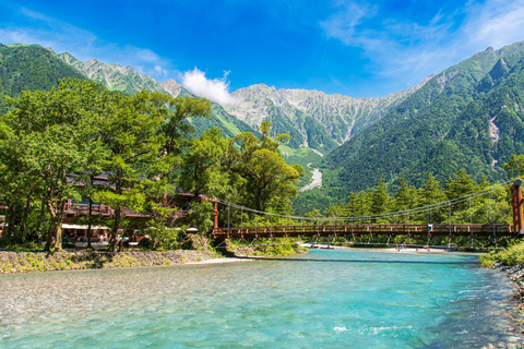From Tokyo: Kamikochi Autumn Foliage Day Trip by Bus