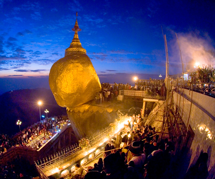 Da Yangon: escursione di 1 giorno alla Golden Rock
