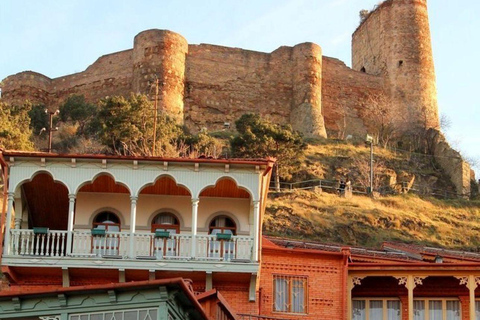 Tbilisi: Old Town Tour & Panoramic River Cruise with Wine