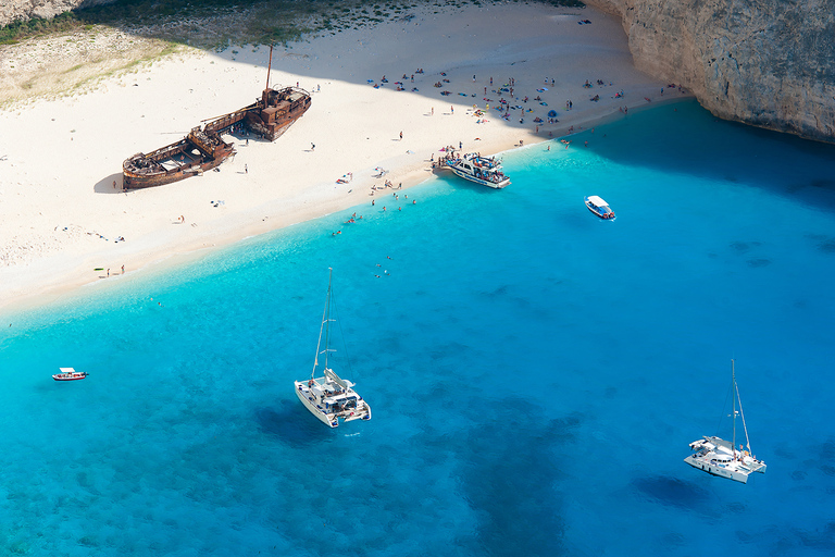 Privérondleiding door Navagio Shipwreck Beach en de Blue CavesPrivétour naar Navagio Shipwreck Beach en de Blue Caves