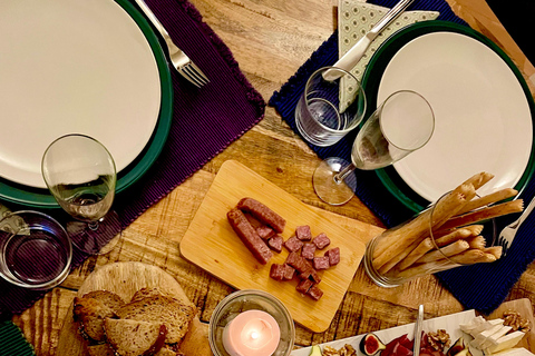 Zurich: Home-Hosted Cheese Dinner with Fondue or Raclette