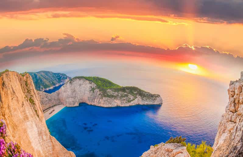 Navagio Schiffswrack Privater Tour Mit Sonnenuntergang Getyourguide