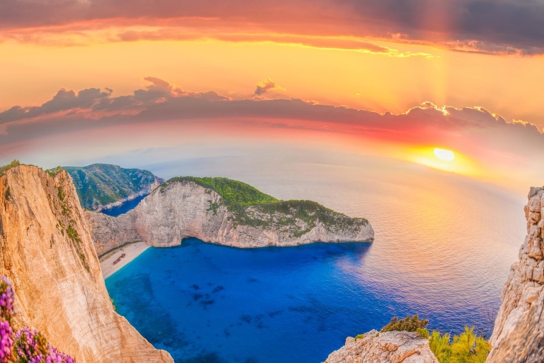 Navagio Shipwreck: Private Tour with Sunset Viewing Point