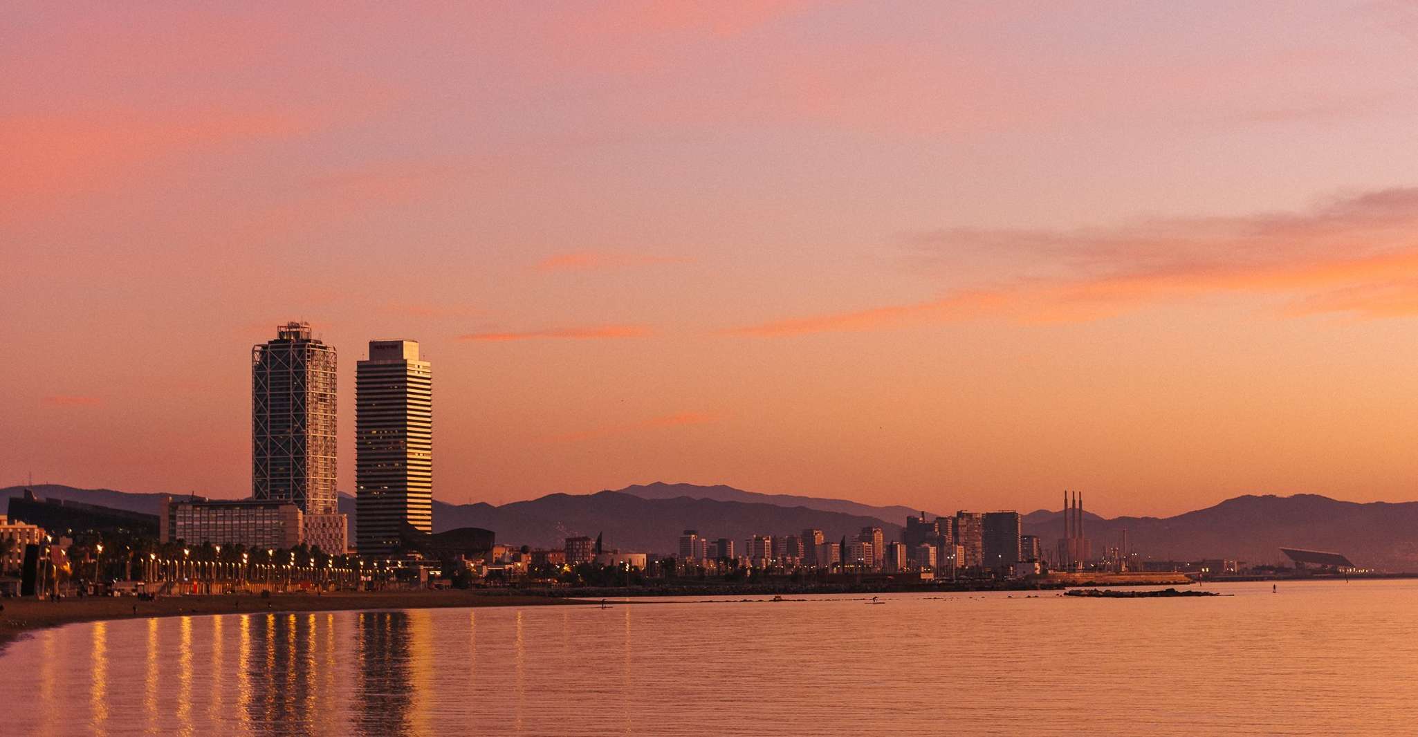 Barcelona: Daytime or Sunset Cruise with Drinks photo 7