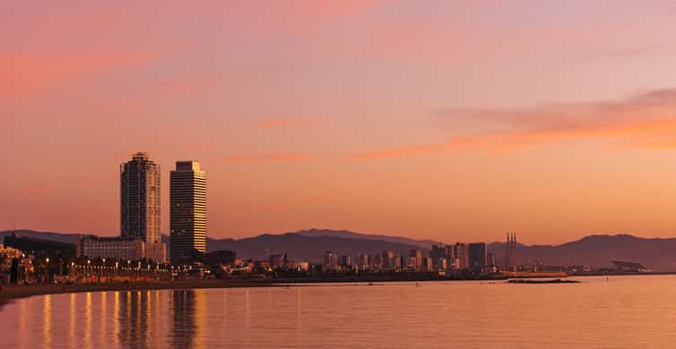 Barcelona: Daytime or Sunset Cruise with Drinks photo 7