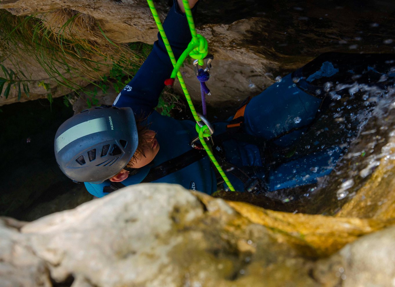 Fra Granada: Rio Verde Canyoning Tour med frokost