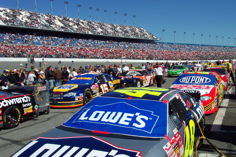 Standardowy pakiet NASCAR Coke Zero 400 Race