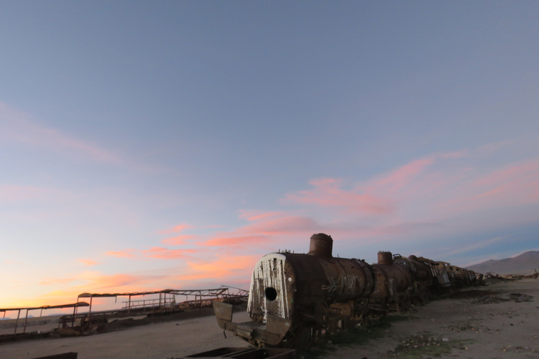 Visite privée de 2 jours dans les plaines salées d'Uyuni, y compris le volcan Tunupa