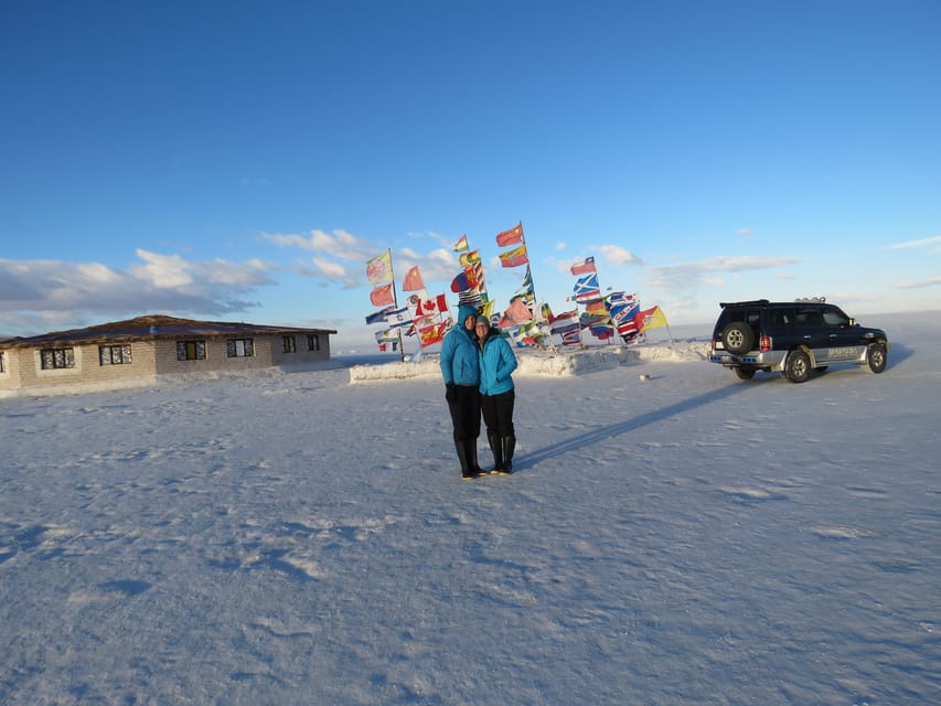 Salar De Uyuni Y Volc N Tunupa Tour Privado De D As Getyourguide