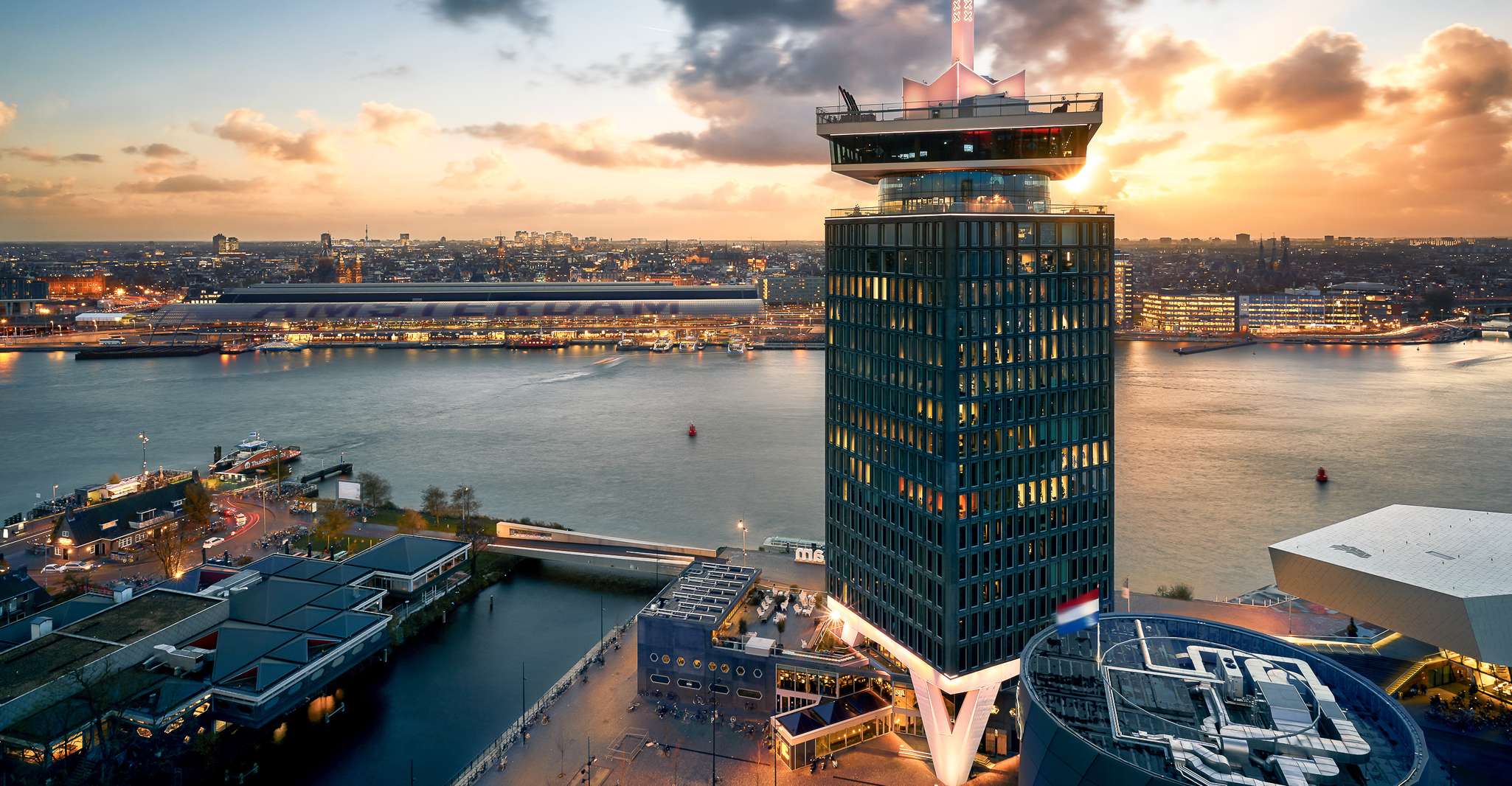 Amsterdam: A'DAM Lookout Entry Ticket with 1 drink photo 6