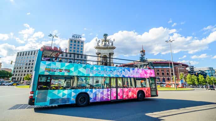 Barcelona: Hop-on Hop-off Bus Tour 24 or 48-Hour Ticket