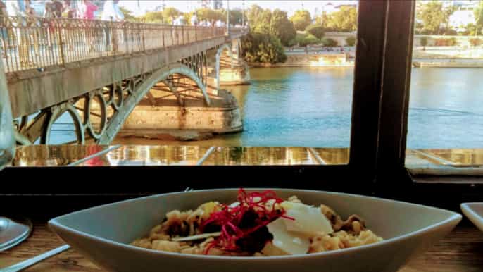 sevilla tour guiado de tapas de 3 horas en el barrio de triana
