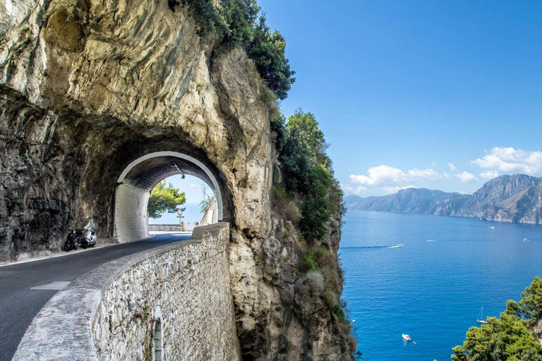 Sorrento: Traslado particular para Positano, Amalfi ou NápolesTraslado de Sorrento para Nápoles