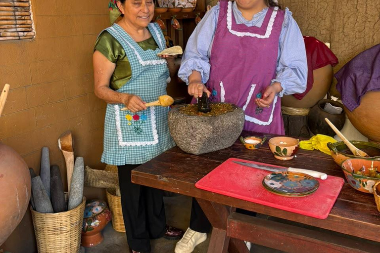 Oaxaca: Ancestral cooking class with copal incense, mole, chocolate, and more. Oaxaca: Ancestral Cooking Class with Copal, Mole, Chocolate, and More