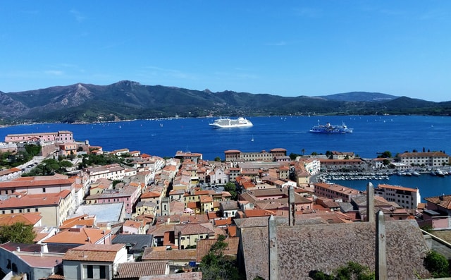 Visit Elba Island Portoferraio Walking Tour in Italia