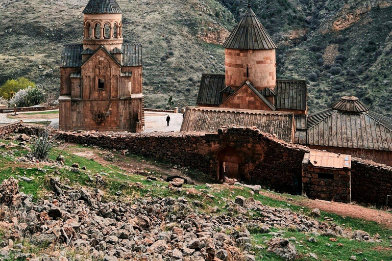 Yerevan: Treasures of Armenia 8-Day Tour With Tastings