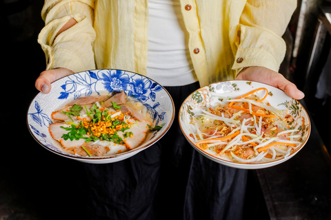 Hoi An Bites Food Tour with 15+ Tastings