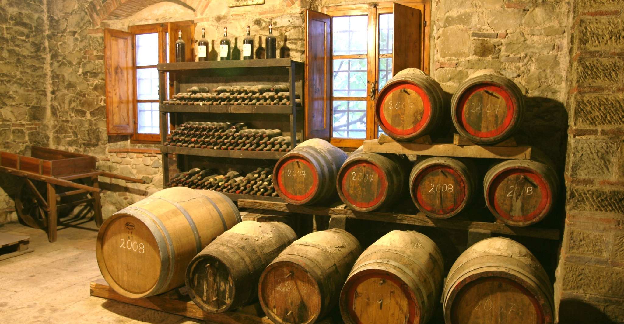 Chianti, Wine and Olive Oil Tasting with Cellar Tour yakınlarında yapılacak şeyler - Hizvo
