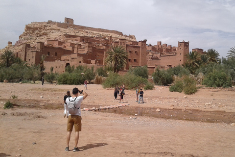 Marrakech till Ouarzazate: Dagsutflykt till Kasbah Ait Ben HaddouMarrakech till Ouarzazate: 1-dagars rundtur i den röda staden