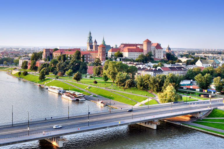 Krakow: City Sightseeing Tour by Electric Golf Cart Tour in Swedish