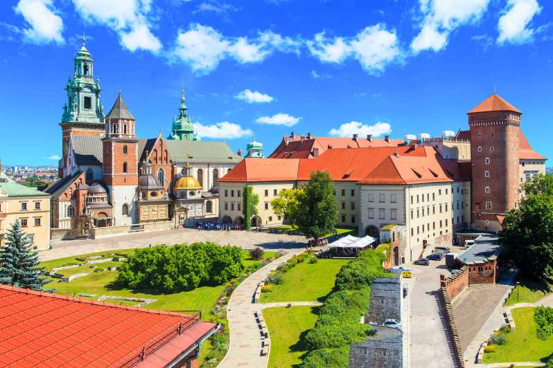 Krakow: Wawel Royal Hill Guided Tour | GetYourGuide