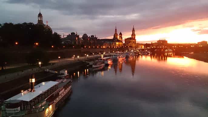 dresden story telling walking tour