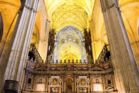 Sewilla: wycieczka z przewodnikiem po katedrze i AlcázarPrywatna wycieczka