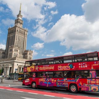 Autobús turístico de paradas libres en Varsovia
