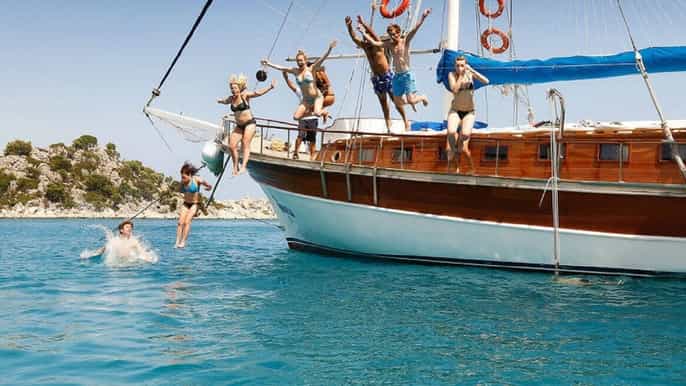 kusadasi full–day boat trip with lunch