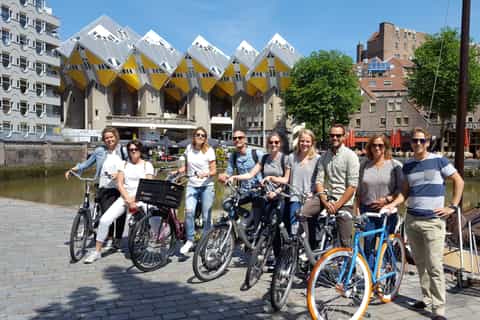 Rotterdam: fietstocht langs hoogtepunten in kleine groep